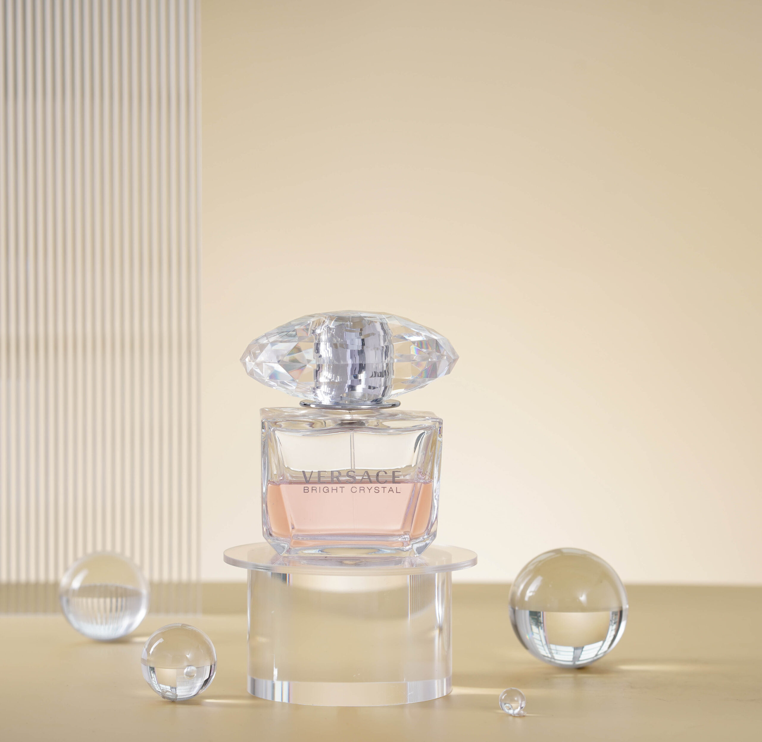 Versace Bright Crystal EDT - Ảnh 2